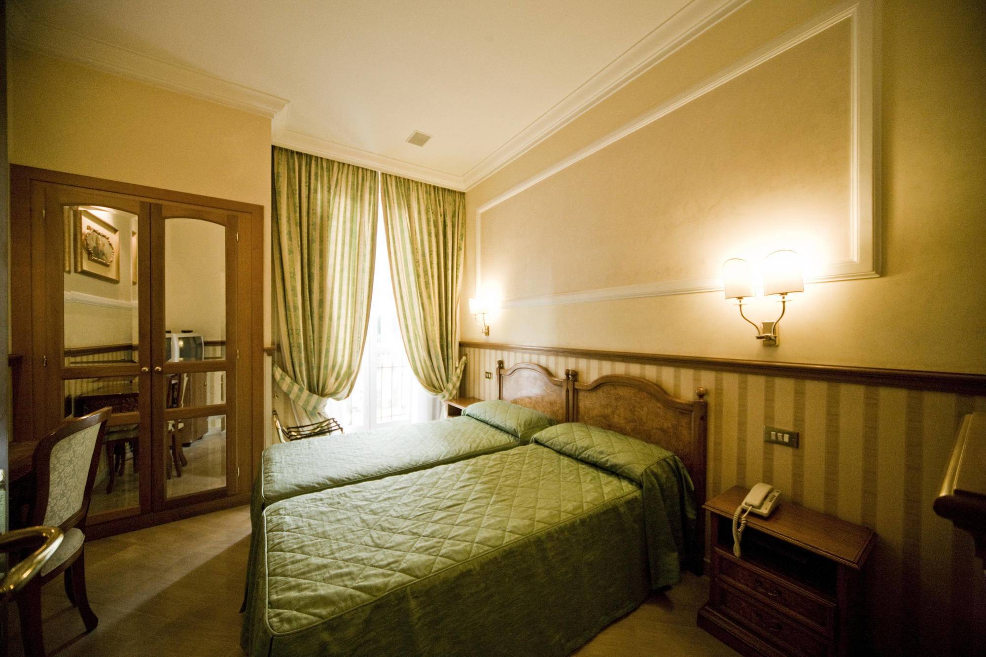 Hotel Donatello Rome Bagian luar foto